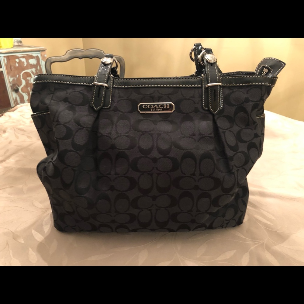 Handbag